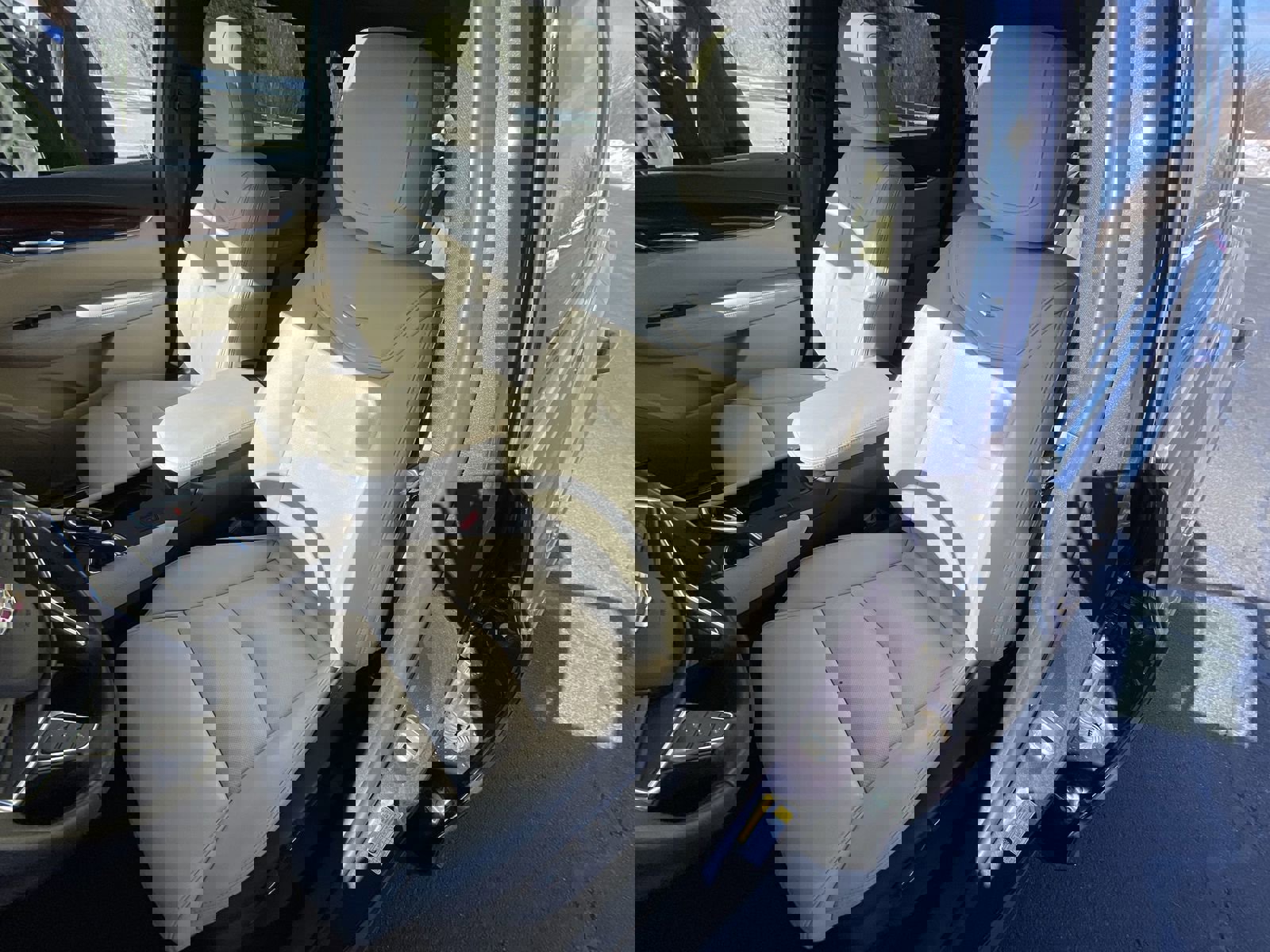 Vehicle image 20 of 36
