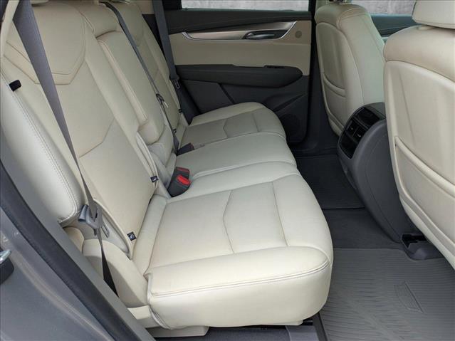Vehicle image 20 of 25