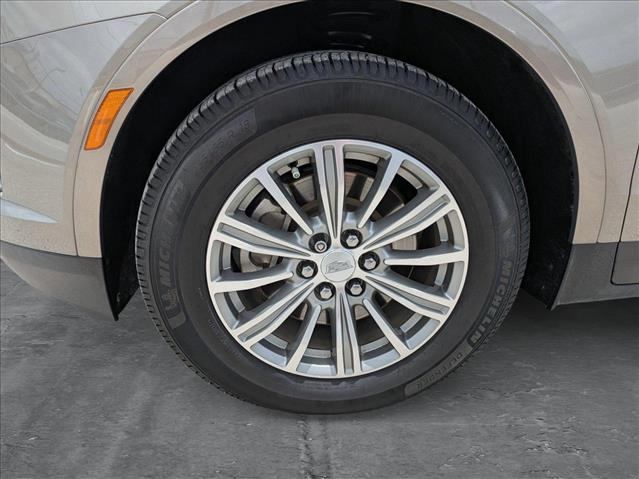 Vehicle image 24 of 25