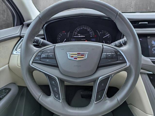 Vehicle image 11 of 25