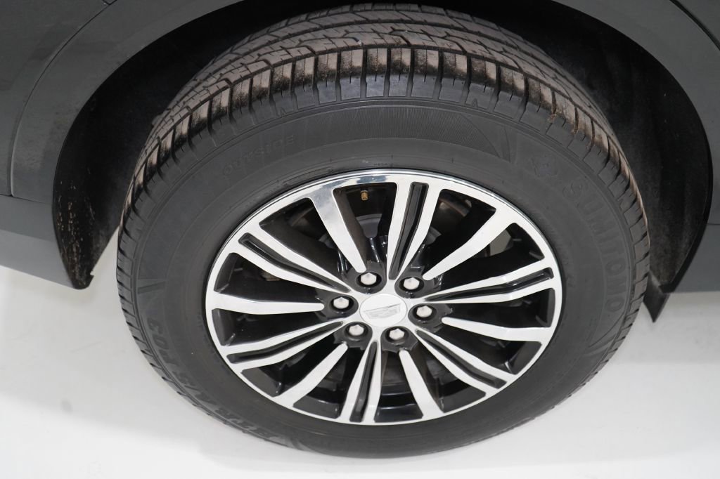 Vehicle image 18 of 39