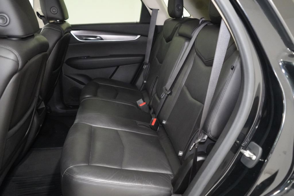 Vehicle image 22 of 39
