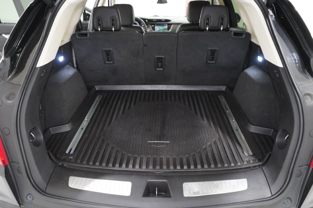 Vehicle image 23 of 39
