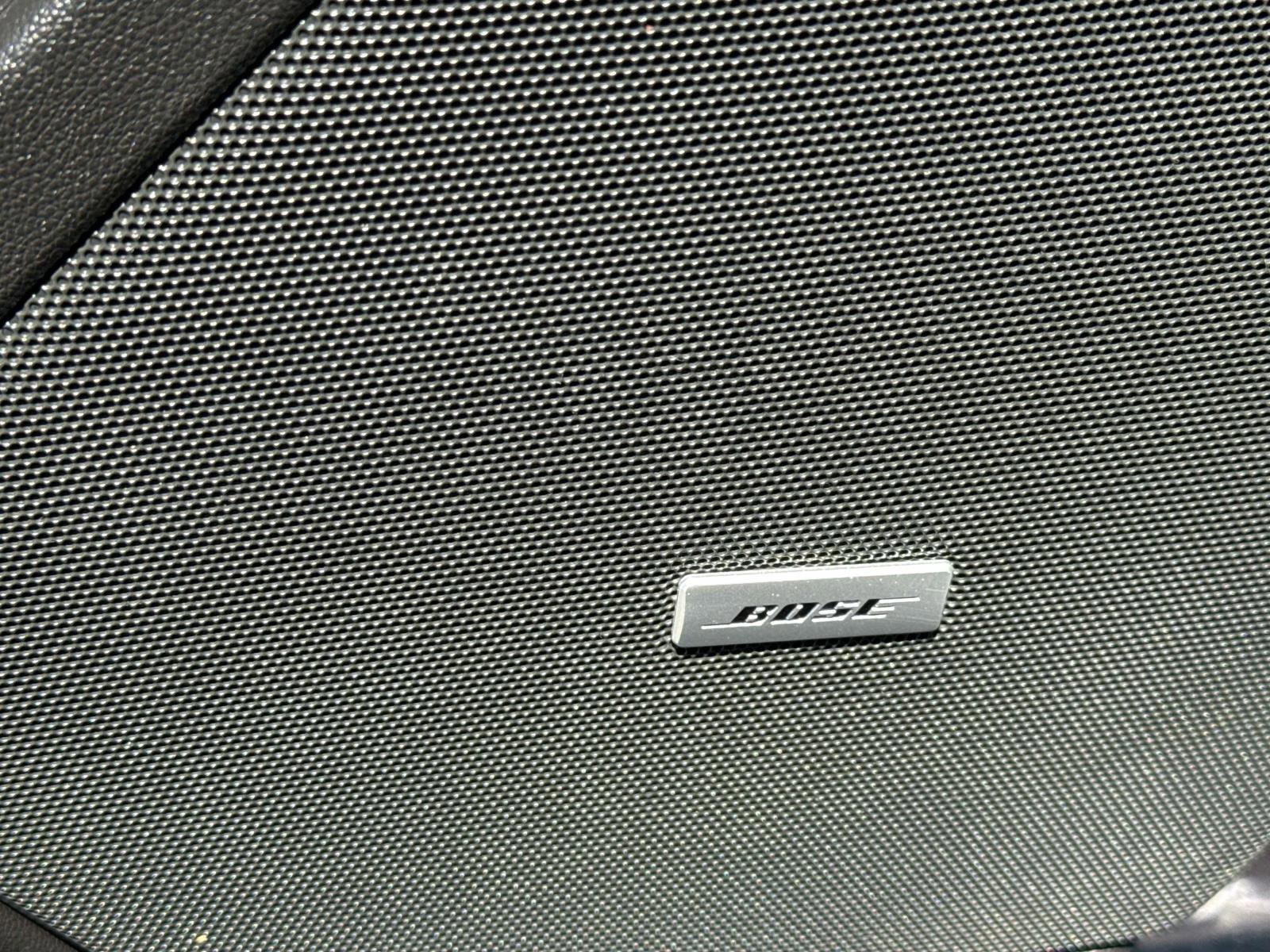 Vehicle image 21 of 30