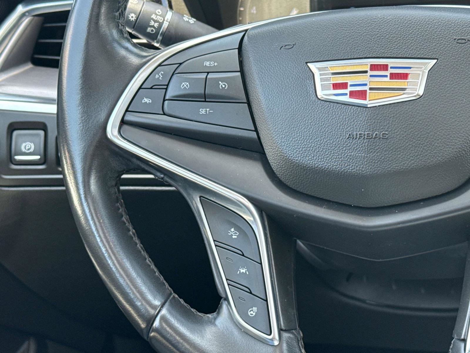 Vehicle image 25 of 30