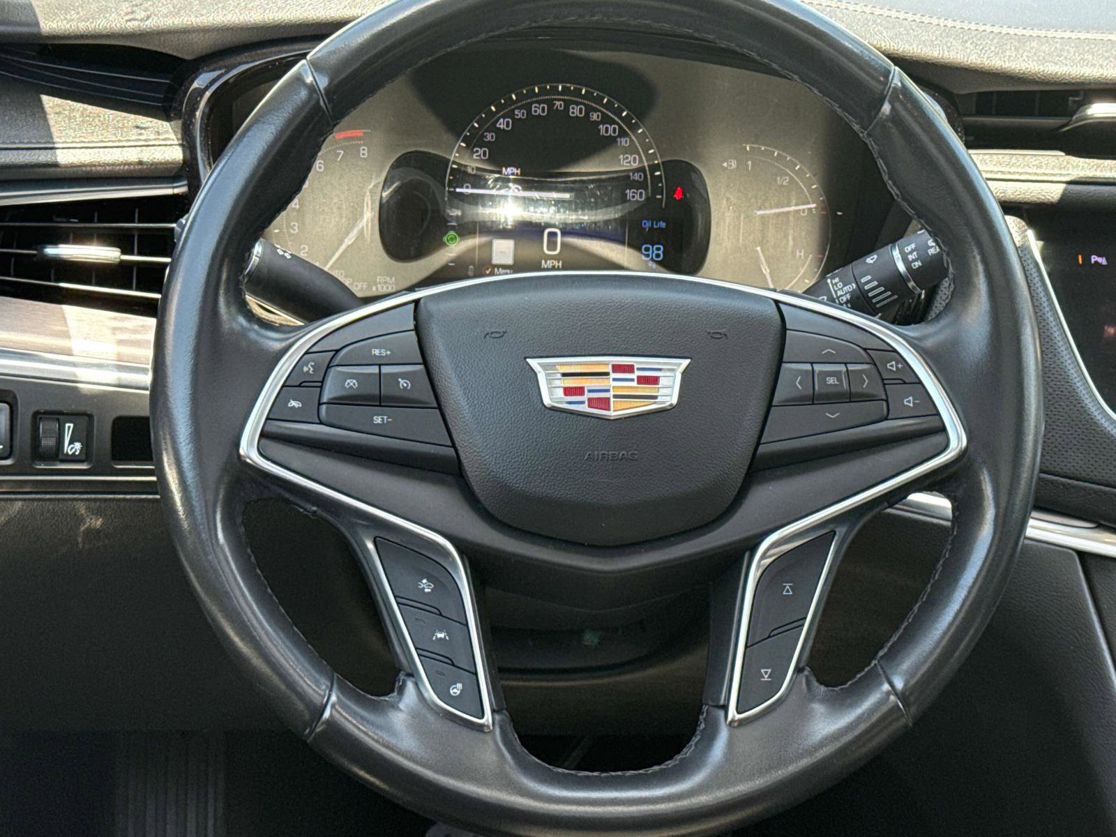 Vehicle image 28 of 30