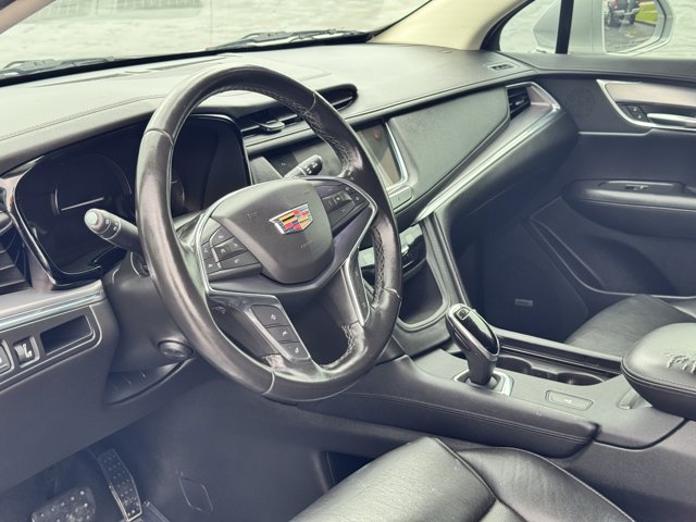 Vehicle image 12 of 25