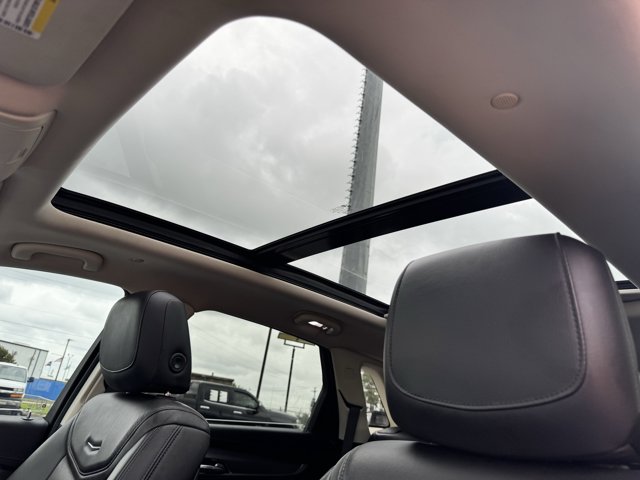 Vehicle image 24 of 25
