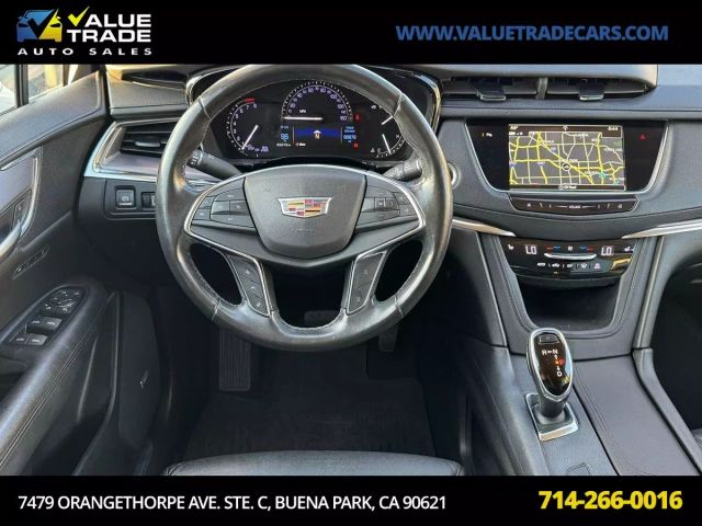 Vehicle image 10 of 16