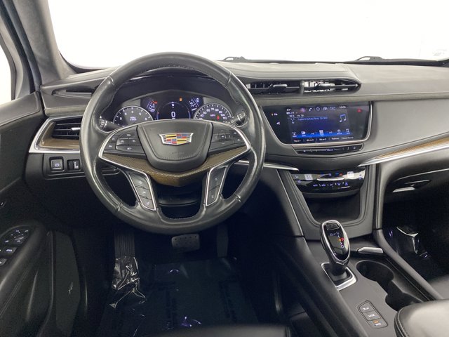 Vehicle image 21 of 36