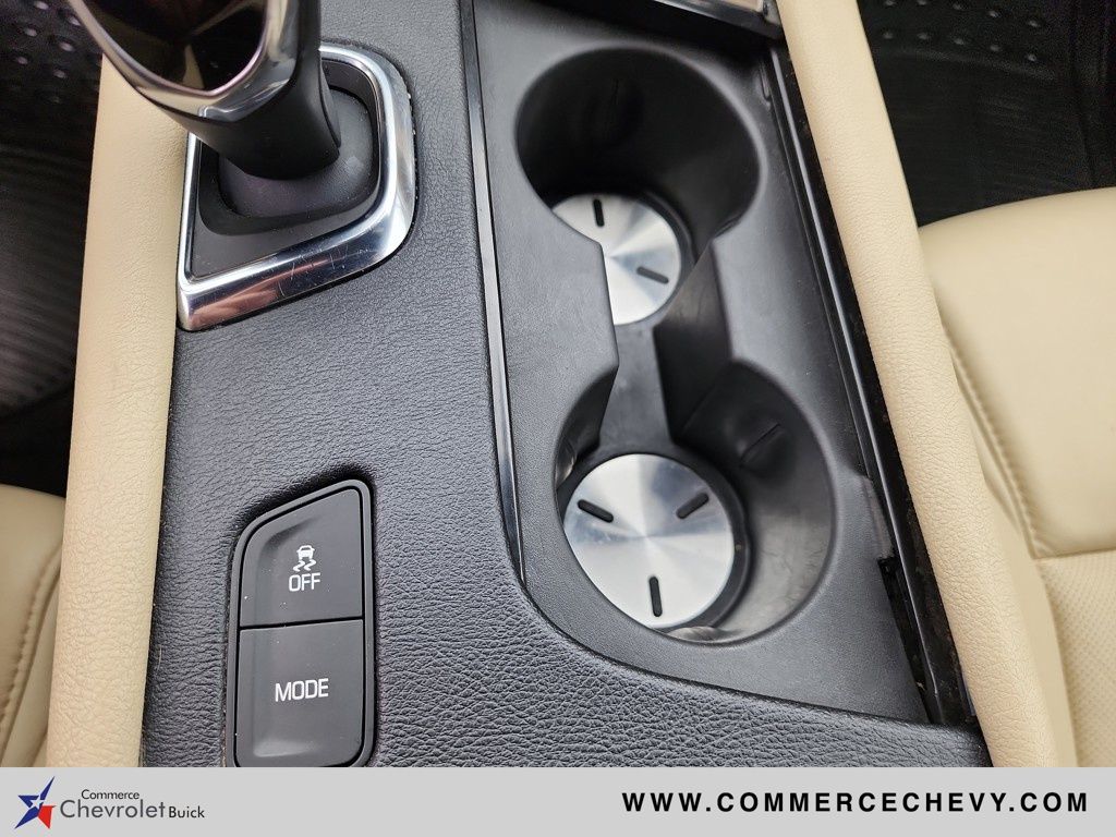 Vehicle image 29 of 44