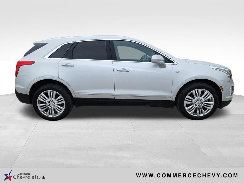 Vehicle image 3 of 44