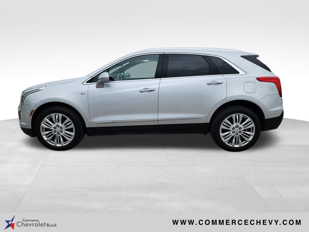 Vehicle image 7 of 44