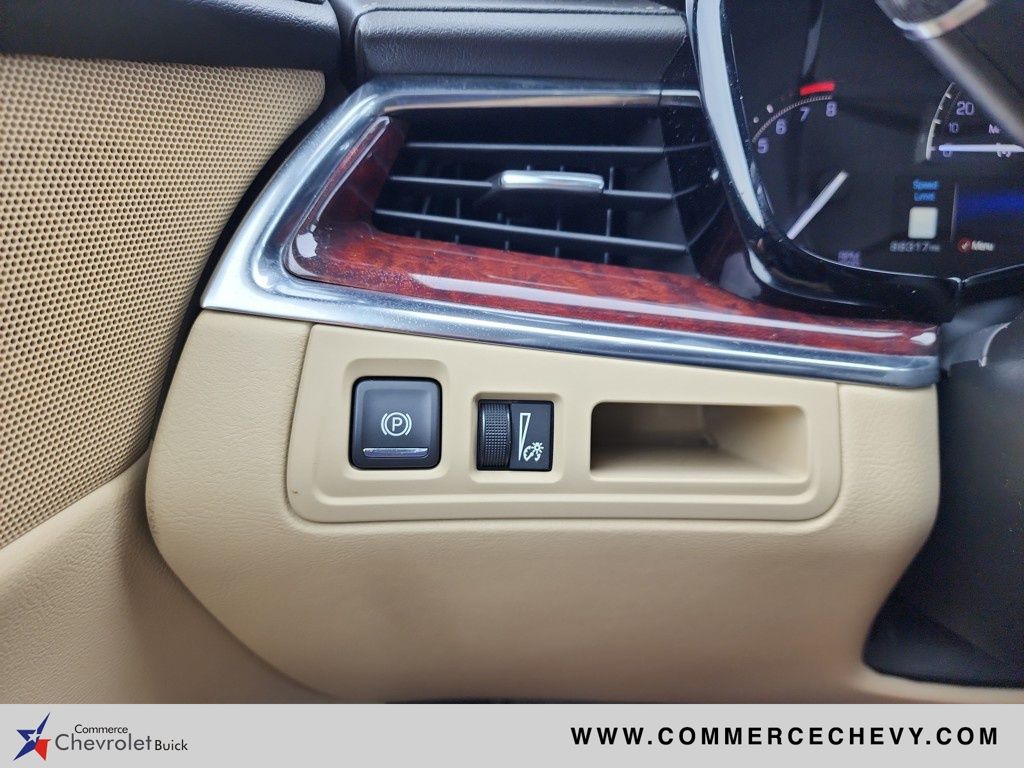 Vehicle image 38 of 44