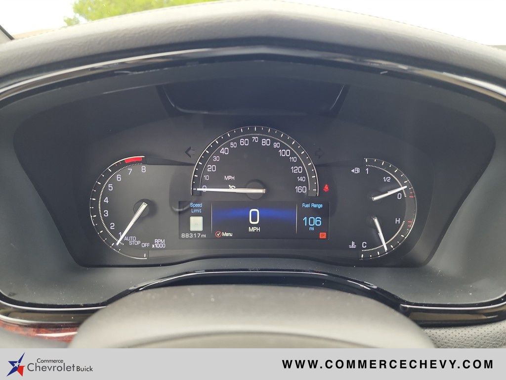 Vehicle image 17 of 44
