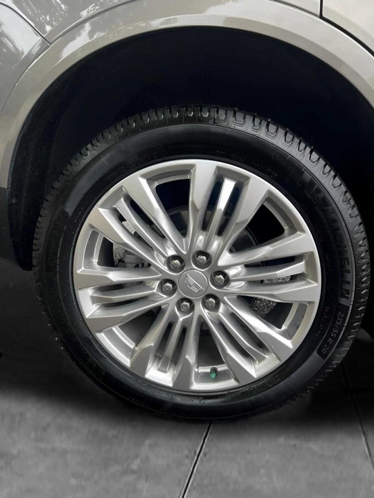 Vehicle image 9 of 20