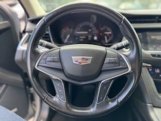 Vehicle image 25 of 45