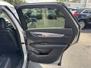 Vehicle image 22 of 45