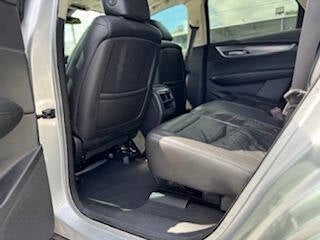 Vehicle image 18 of 45