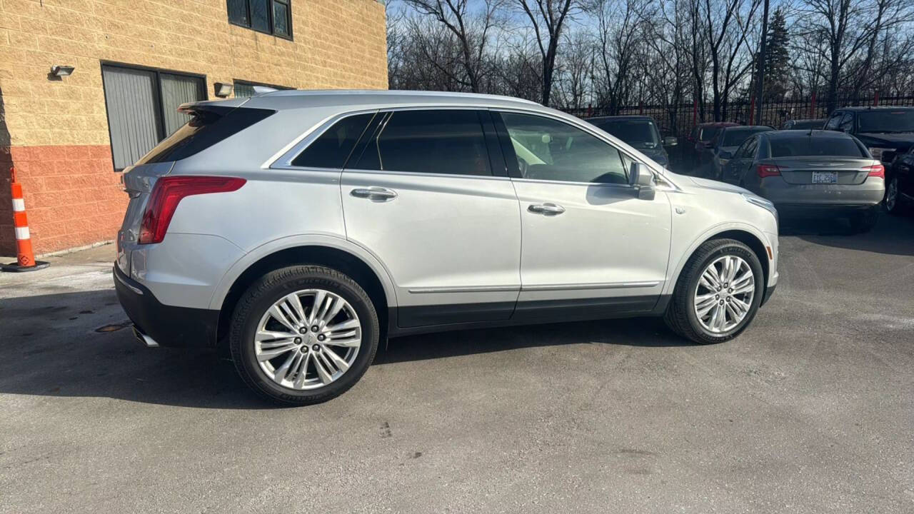 Vehicle image 4 of 16