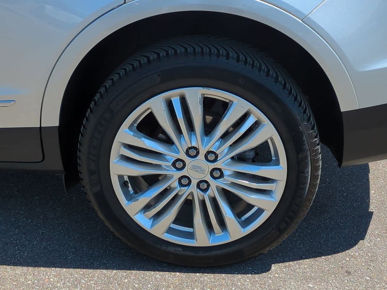 Vehicle image 13 of 36