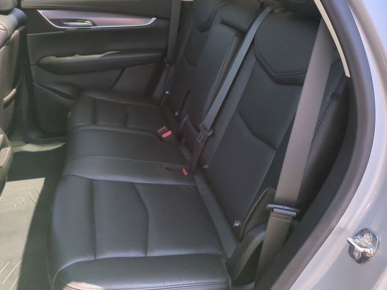 Vehicle image 19 of 36