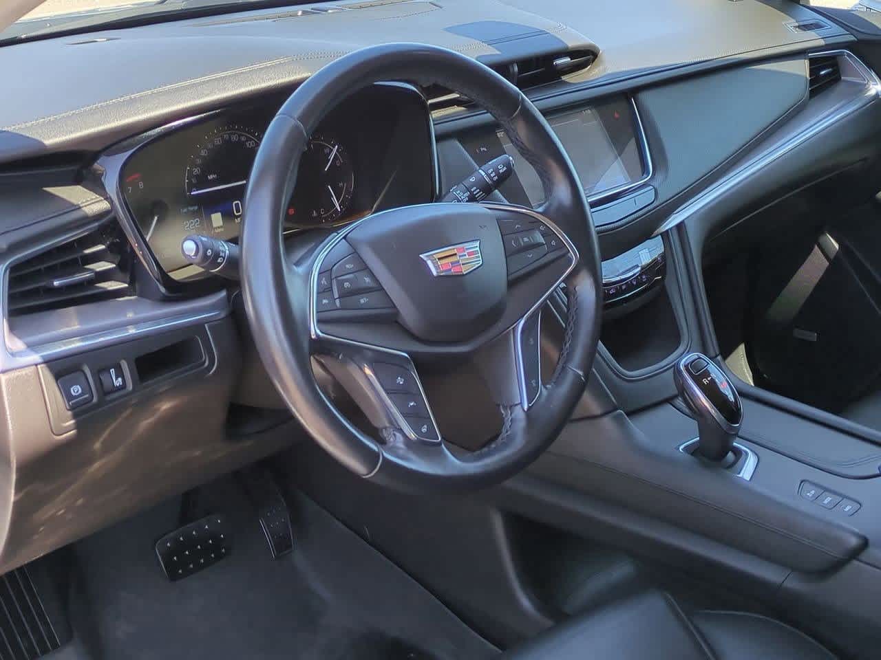 Vehicle image 9 of 36
