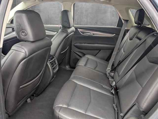 Vehicle image 18 of 27
