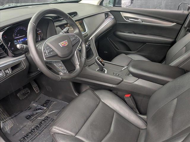 Vehicle image 10 of 27