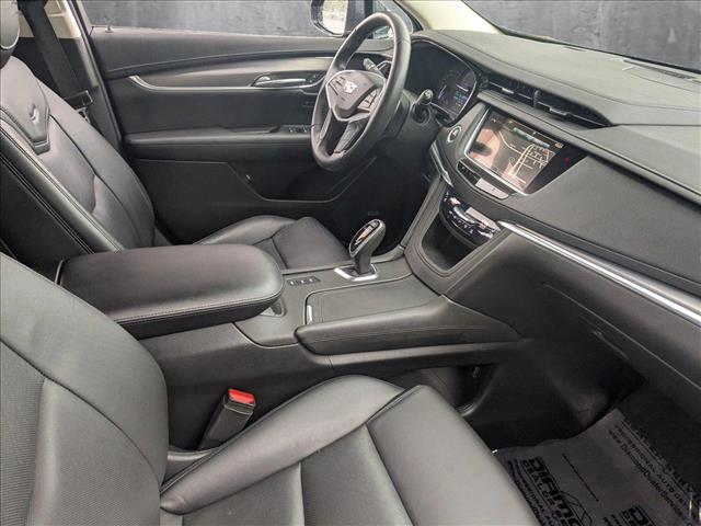 Vehicle image 24 of 27