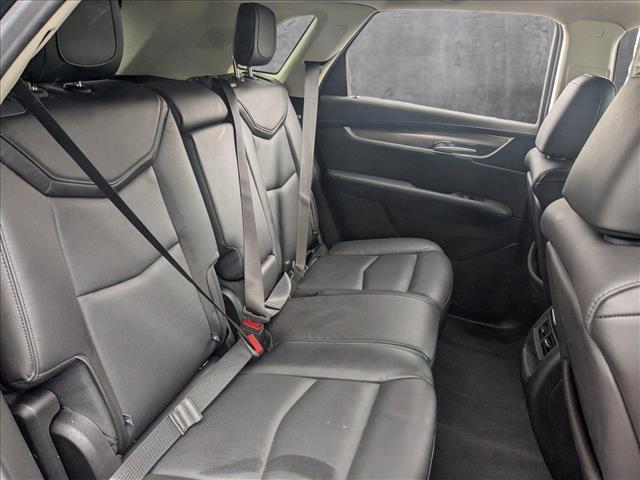 Vehicle image 21 of 27