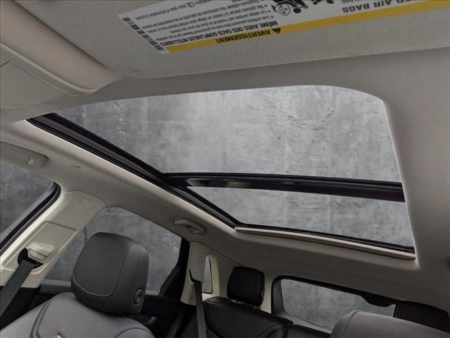 Vehicle image 16 of 27