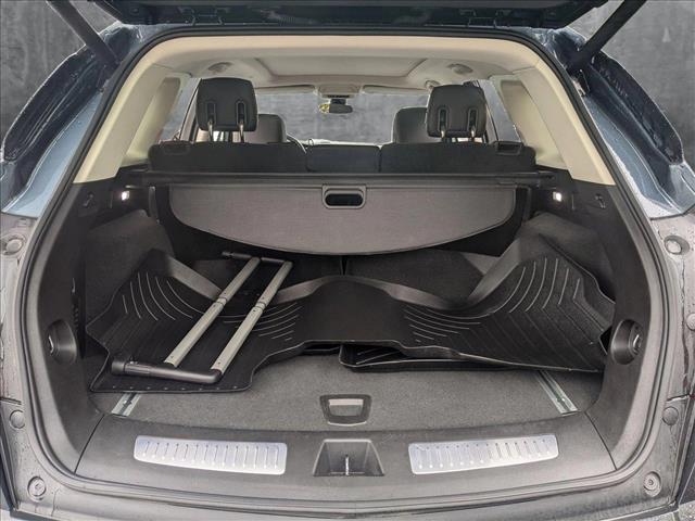 Vehicle image 9 of 27