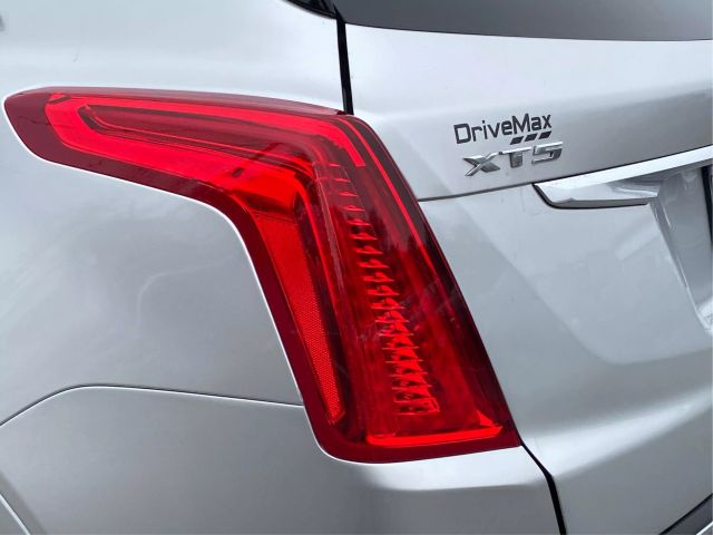 Vehicle image 31 of 42