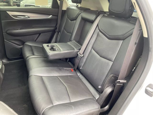 Vehicle image 14 of 42