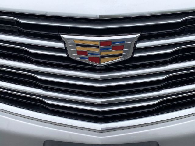 Vehicle image 32 of 42