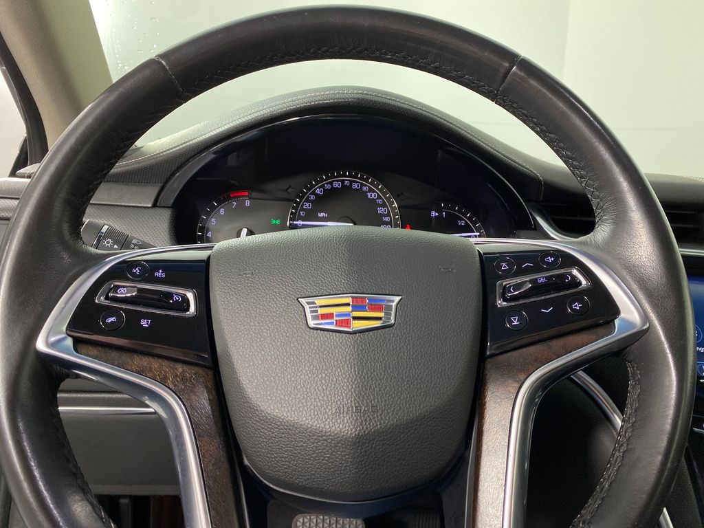 Vehicle image 12 of 32