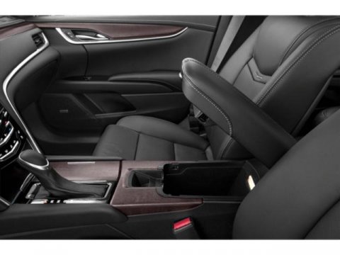 Vehicle image 15 of 20