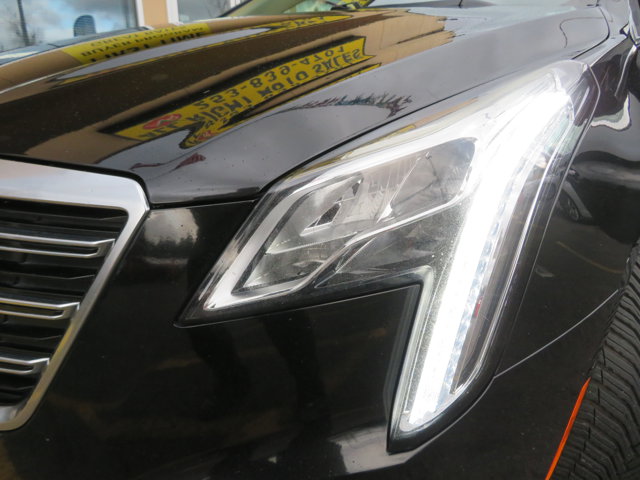 Vehicle image 33 of 36