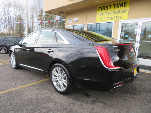 Vehicle image 6 of 36