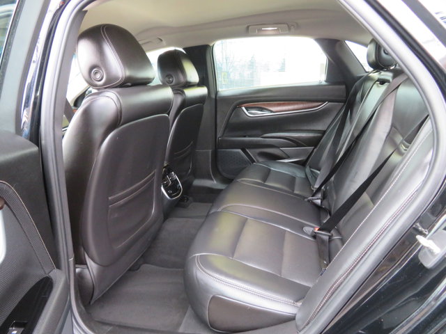 Vehicle image 18 of 36