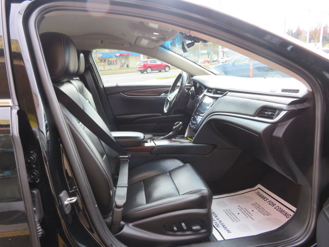 Vehicle image 14 of 36