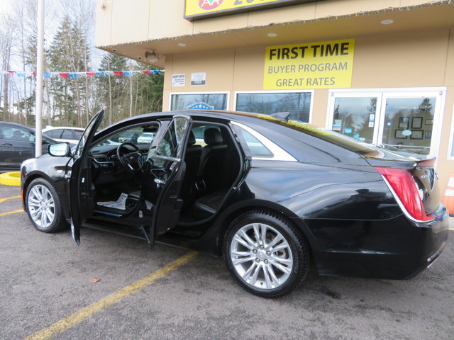 Vehicle image 15 of 36