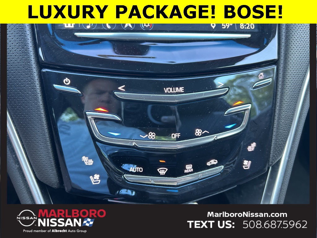 Vehicle image 21 of 28