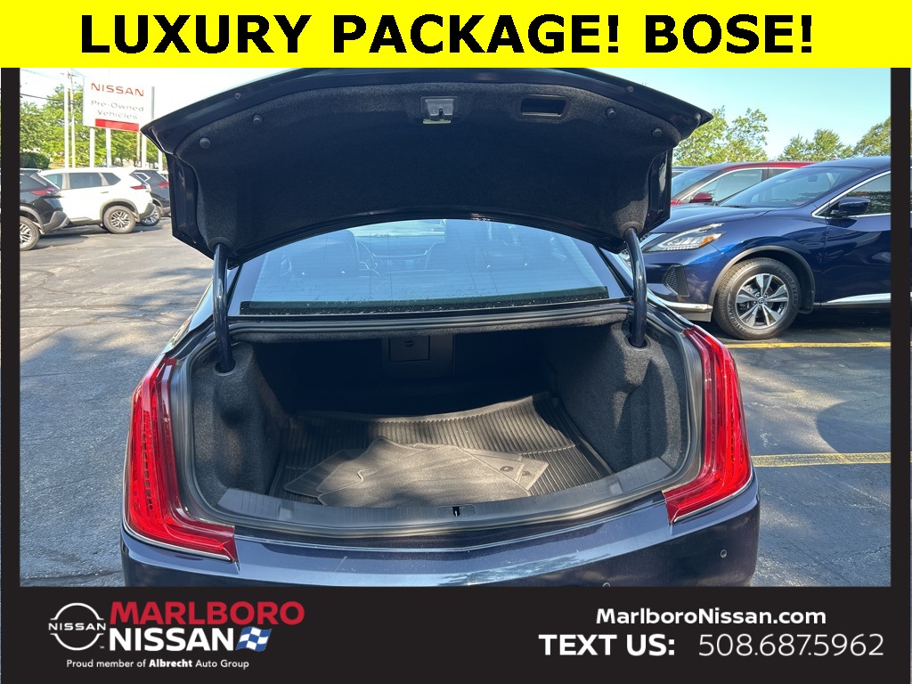 Vehicle image 27 of 28