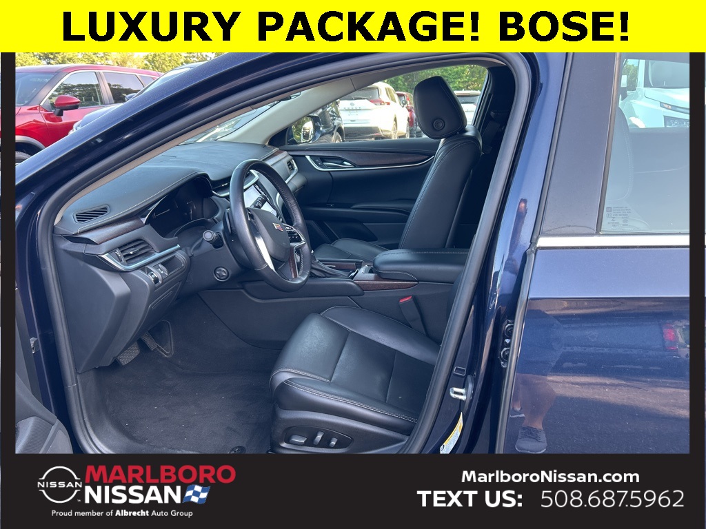 Vehicle image 13 of 28