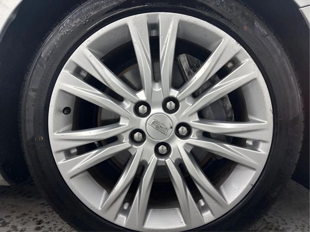 2019 Cadillac XTS Luxury Image 3 of 9