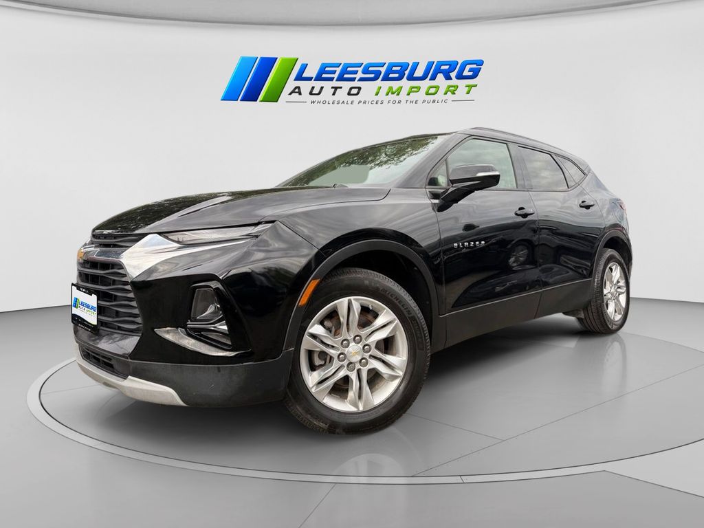 2019 Chevrolet Blazer Base Image 1 of 13