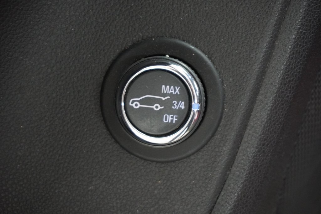 Vehicle image 14 of 43