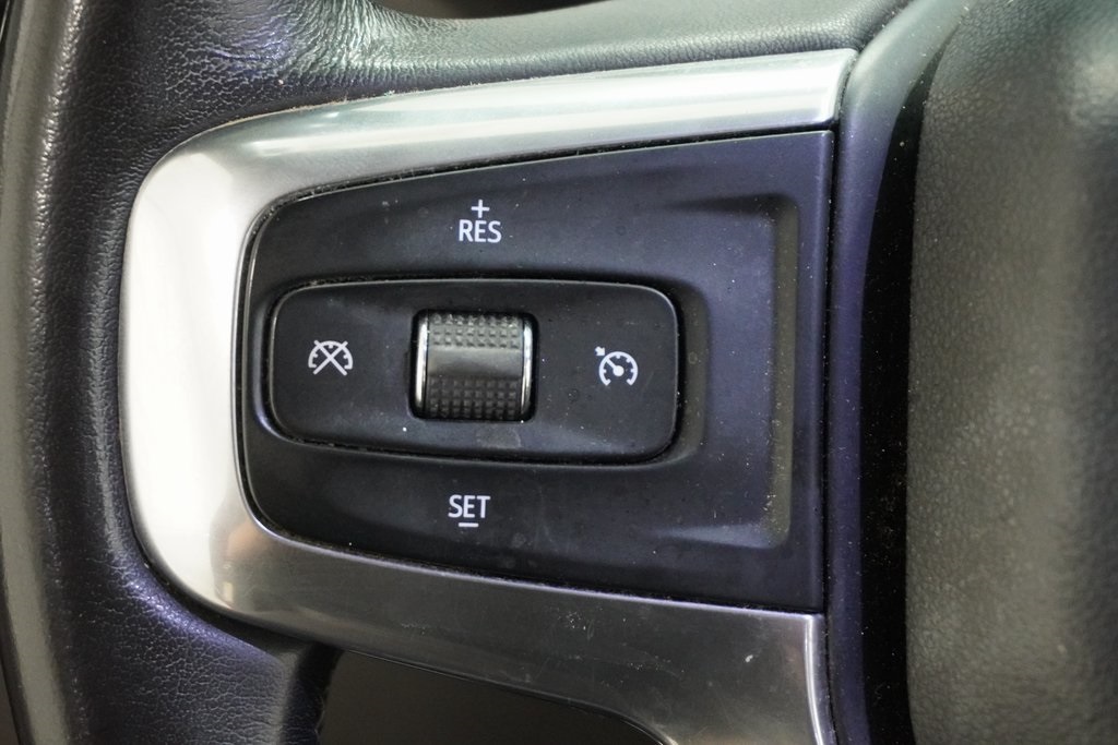 Vehicle image 19 of 43